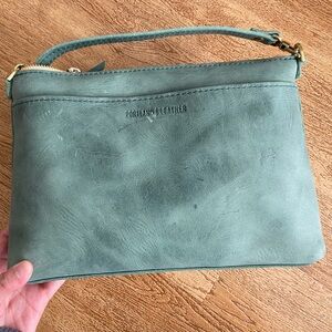 Portland Leather C-Grade Large Poppy